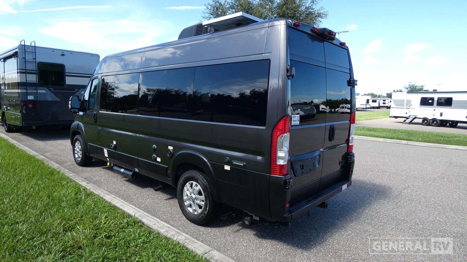 2024 Thor Motor Coach Dazzle 2LB - Photo 4