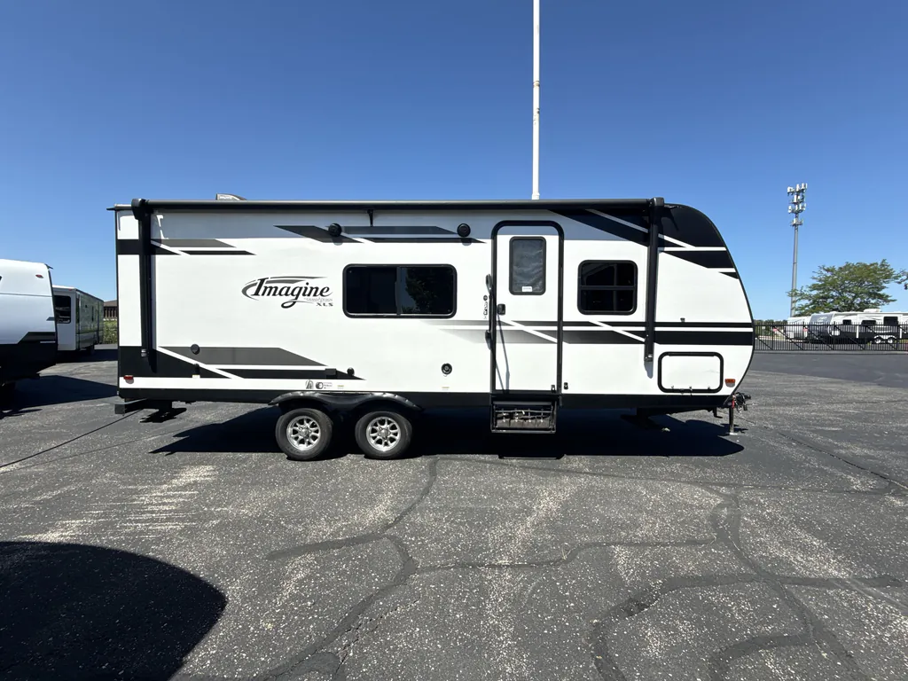 2021 Grand Design Imagine XLS 22MLE, Photos photo 5
