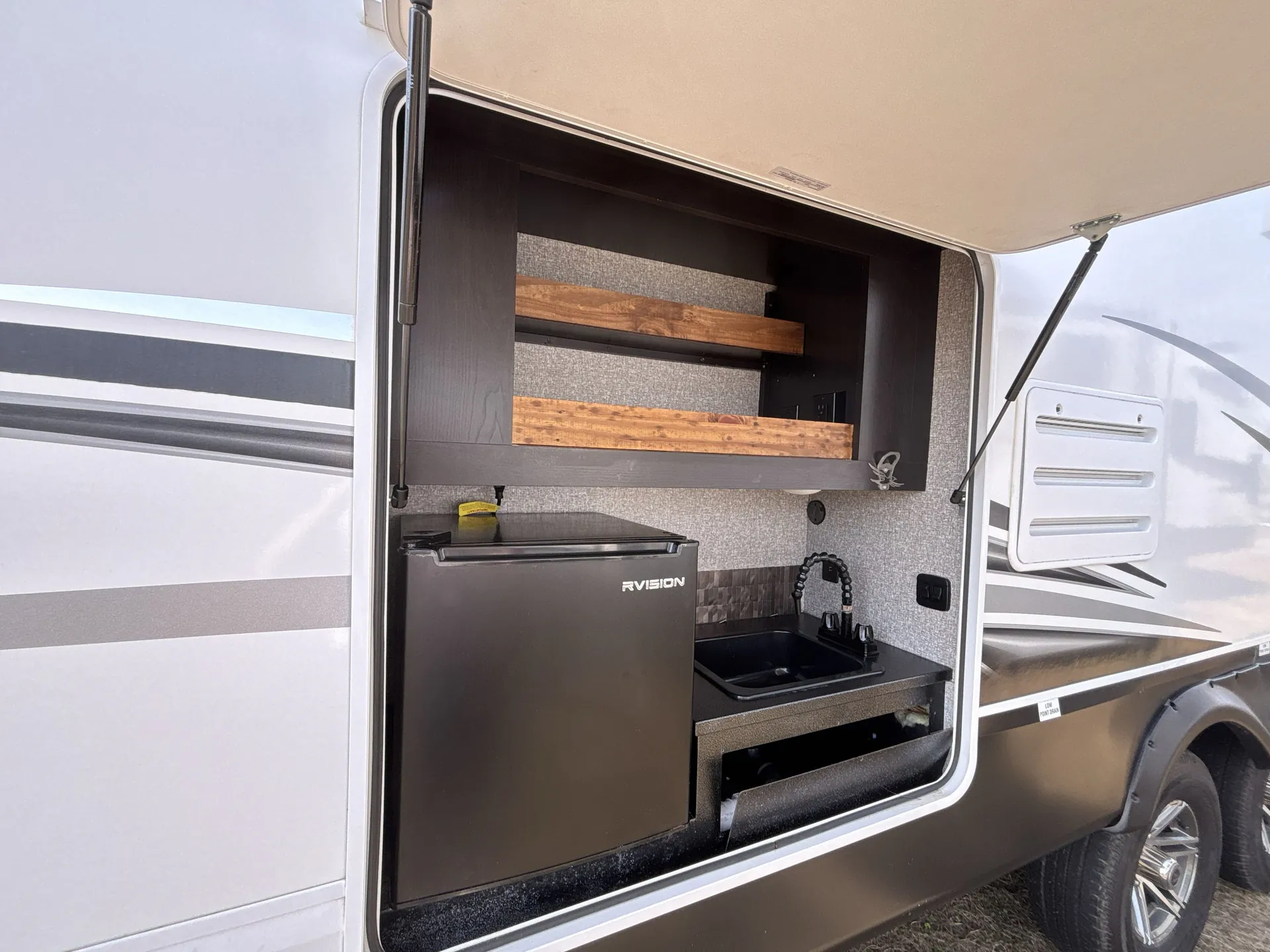2022 Jayco Eagle HT 320FBOK — living area main
