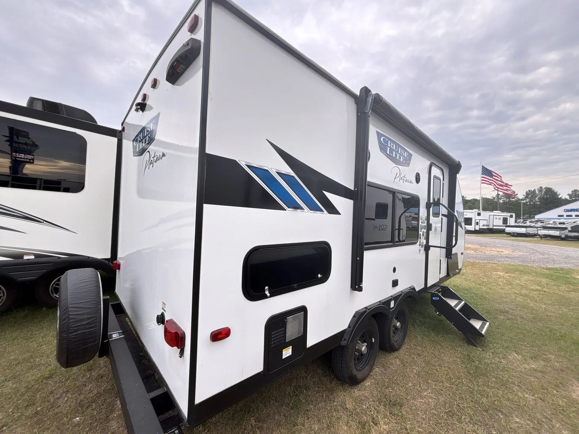 2023 Forest River Salem Cruise Lite 171RBXL — living area main