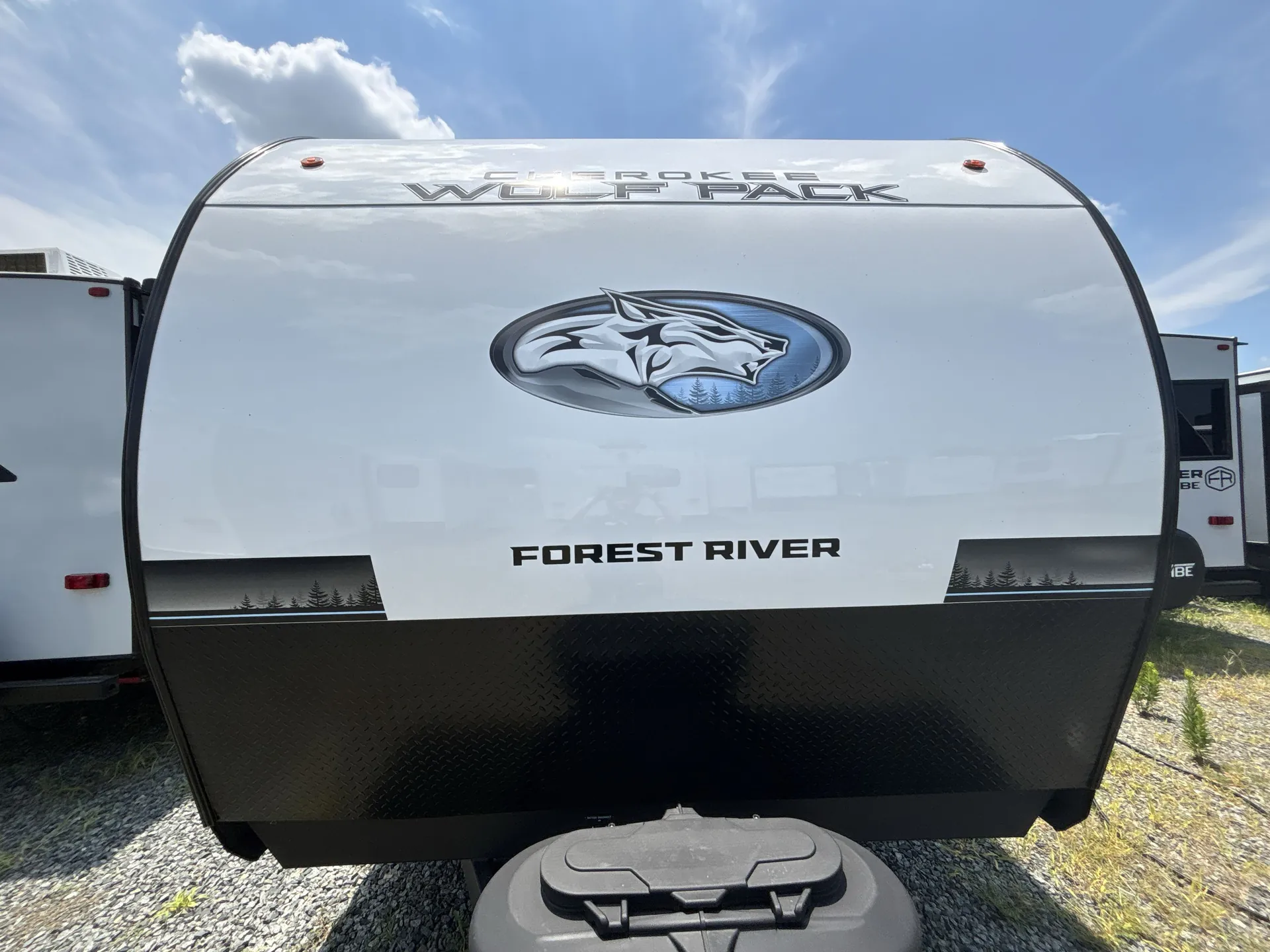 2027 Forest River Cherokee Wolf Pack 25 14 — campside