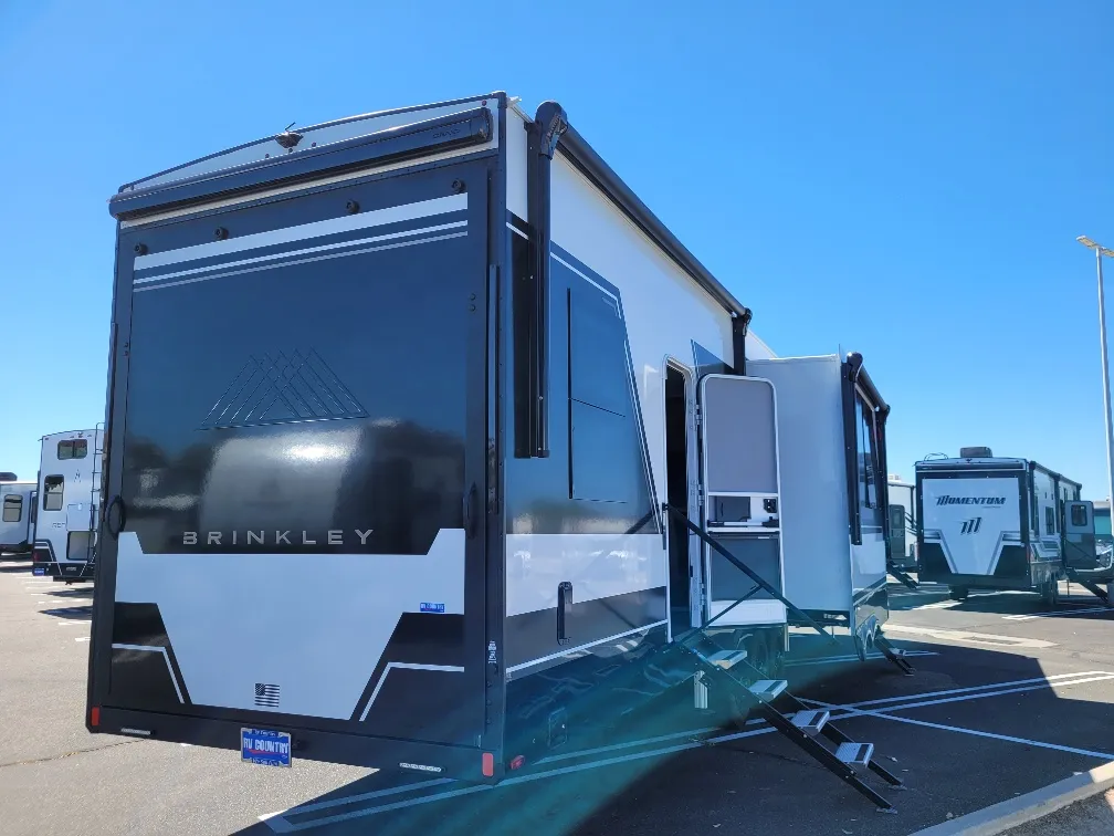 2026 Brinkley Model G 3970, Photos photo 3