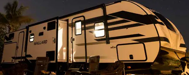 Heartland Mallard M321BH exterior
