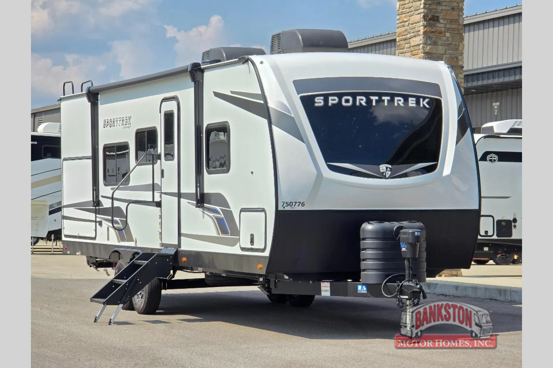 2026 Venture RV SportTrek ST271VRB - Photo 2