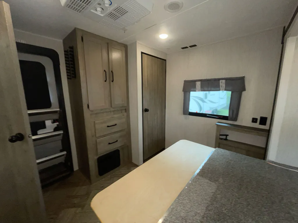 2022 Forest River Puma 26FKDS, Photos photo 16