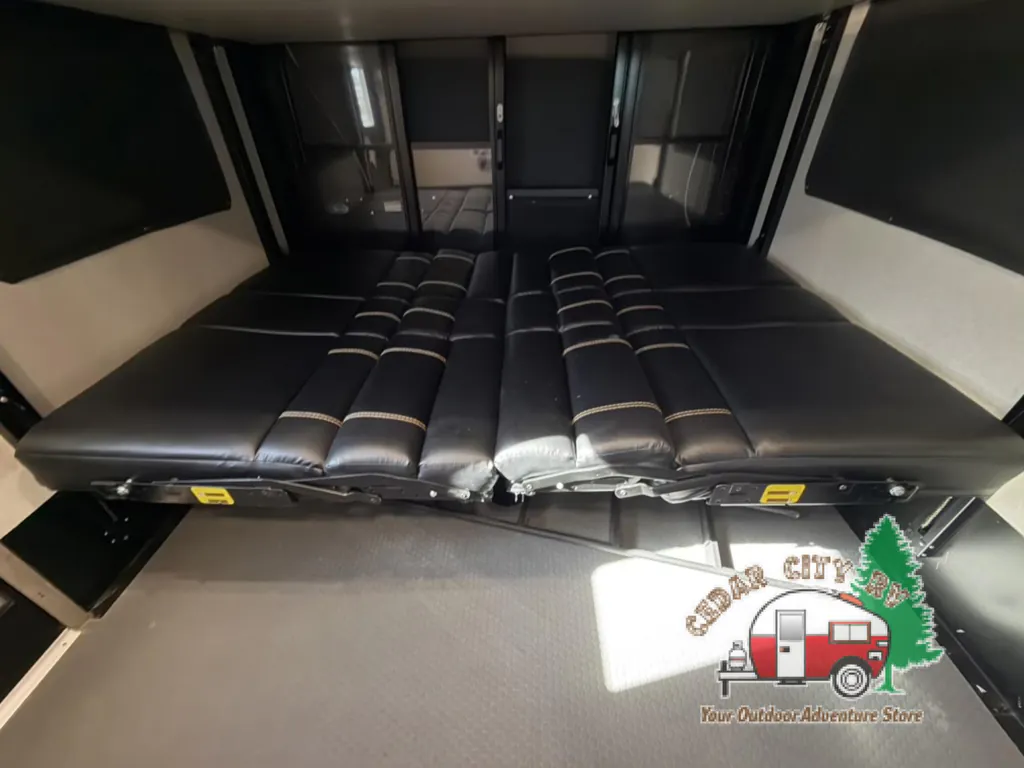 2021 Keystone Raptor 351, Photos photo 32