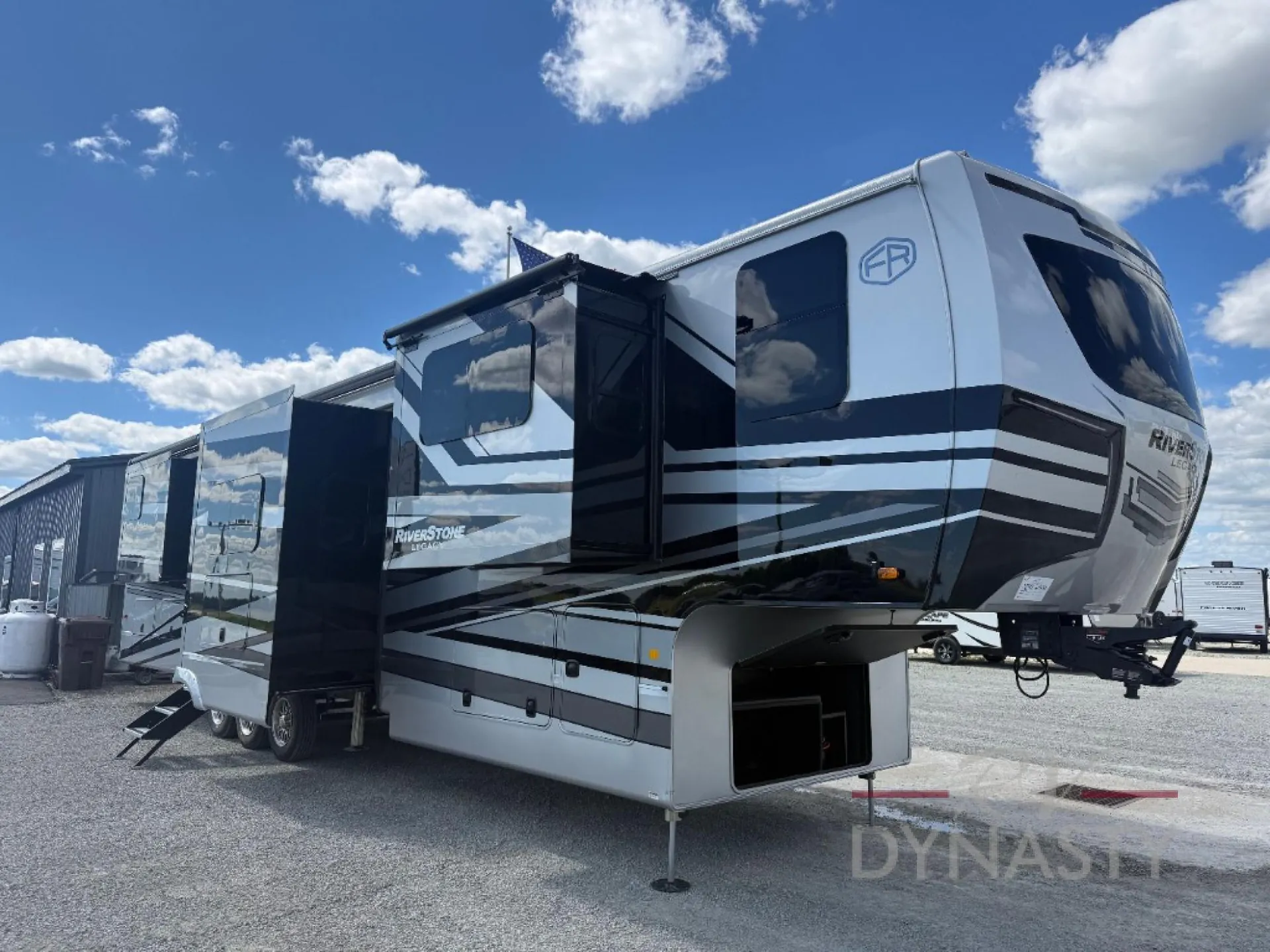 2025 Forest River RiverStone 425FO