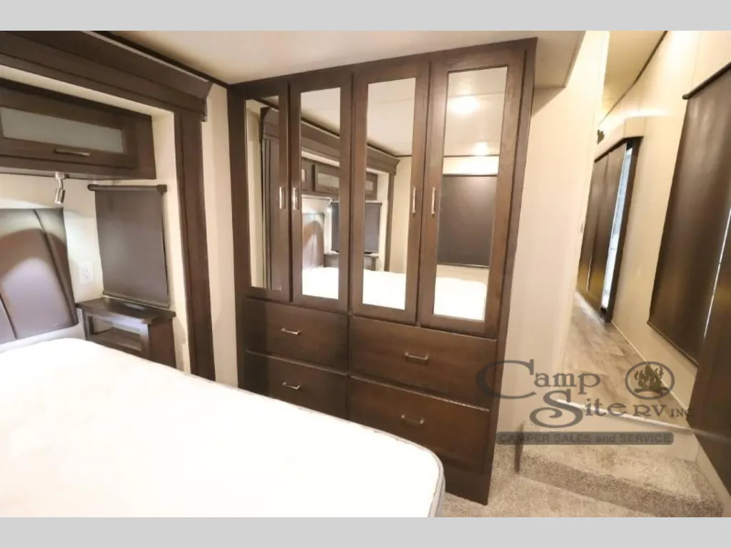 2018 Forest River Salem Villa Estate 4092BFL, Photos photo 36