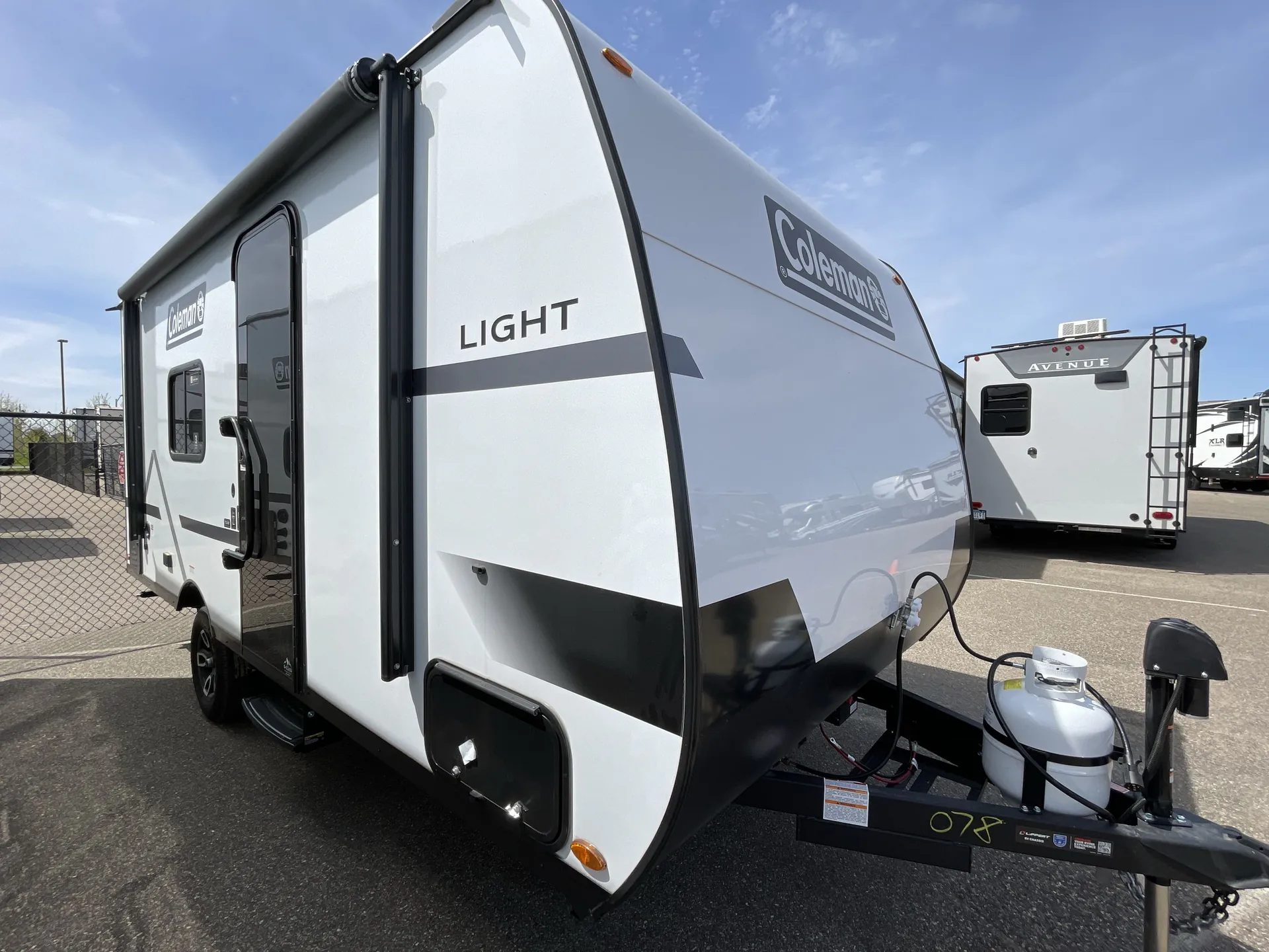 2026 Keystone Coleman Light 17RX - Photo 2