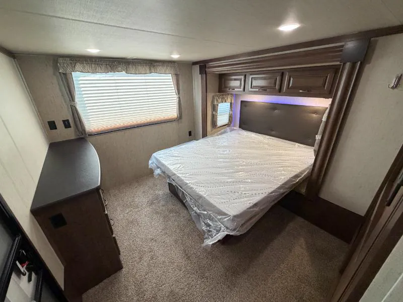 2019 Forest River Sierra Destination 399LOFT, Photos photo 14