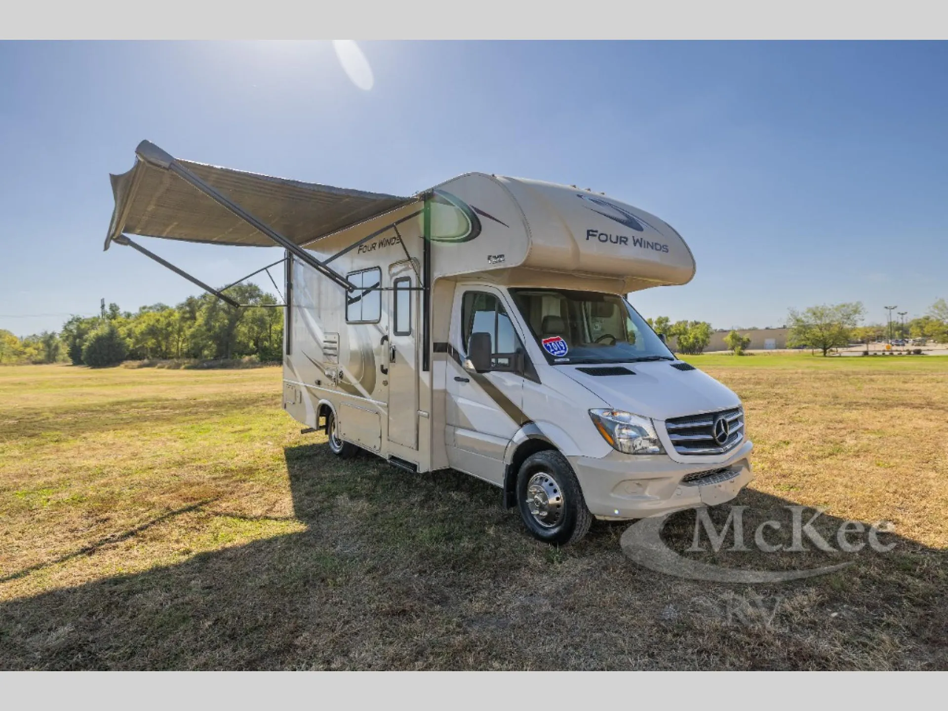 2019 Thor Motor Coach Fourwinds 24BL - Photo 2