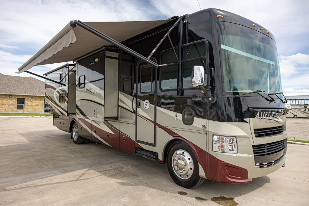 2013 Tiffin Motorhomes Allegro 35 - Photo 3