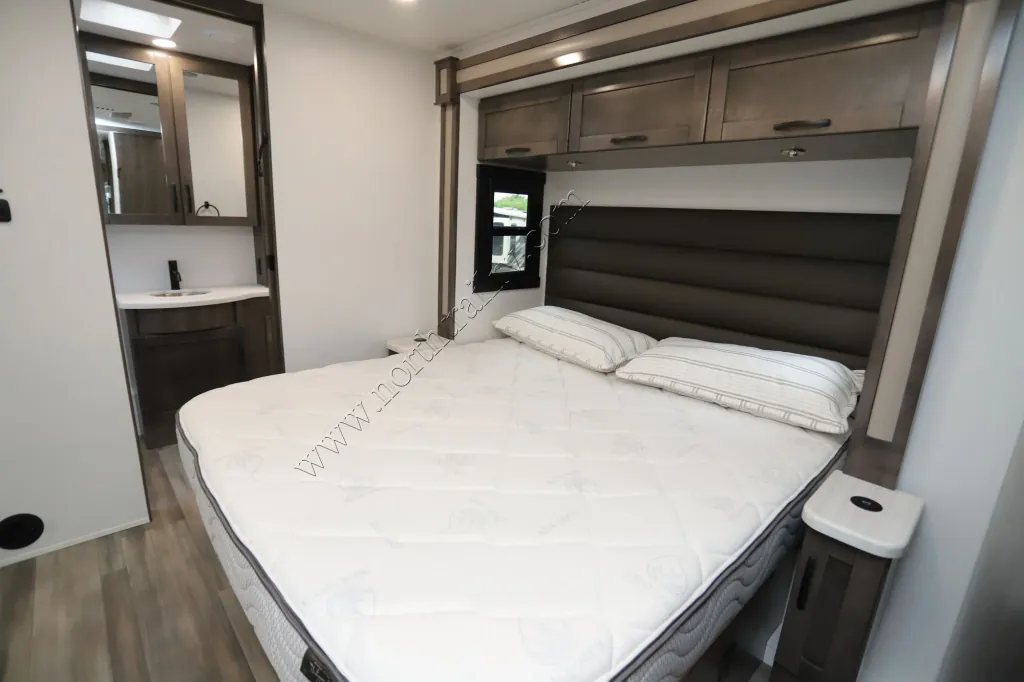 2026 Entegra Coach Vision XL 36C, Photos photo 5