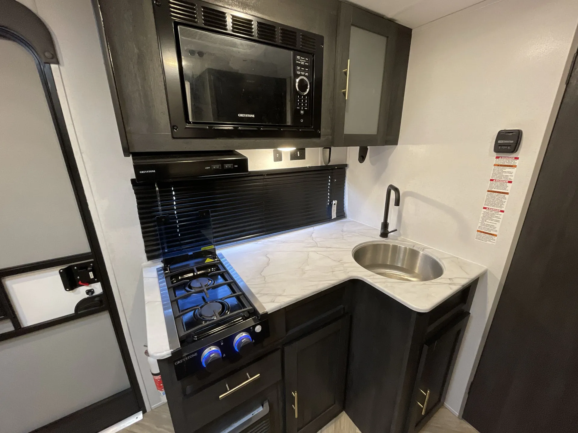 2022 Forest River Ozark 1530VBK — living area main