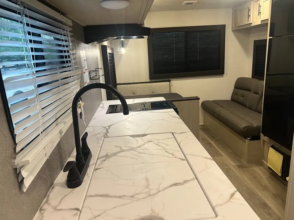 2025 Shasta RVs i-5 Edition 521CK - Photo 4