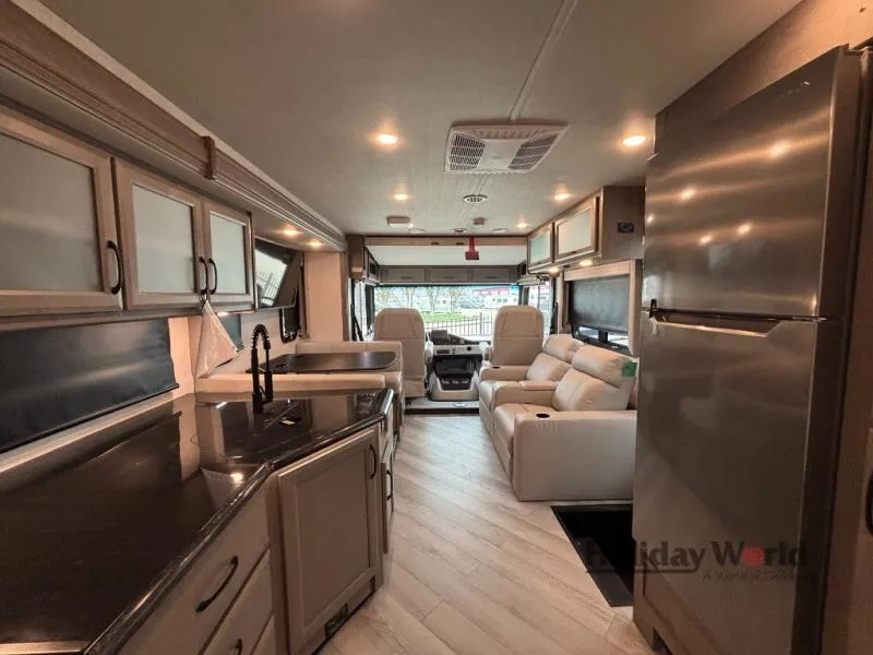 2025 Fleetwood Flex 34J - Photo 4