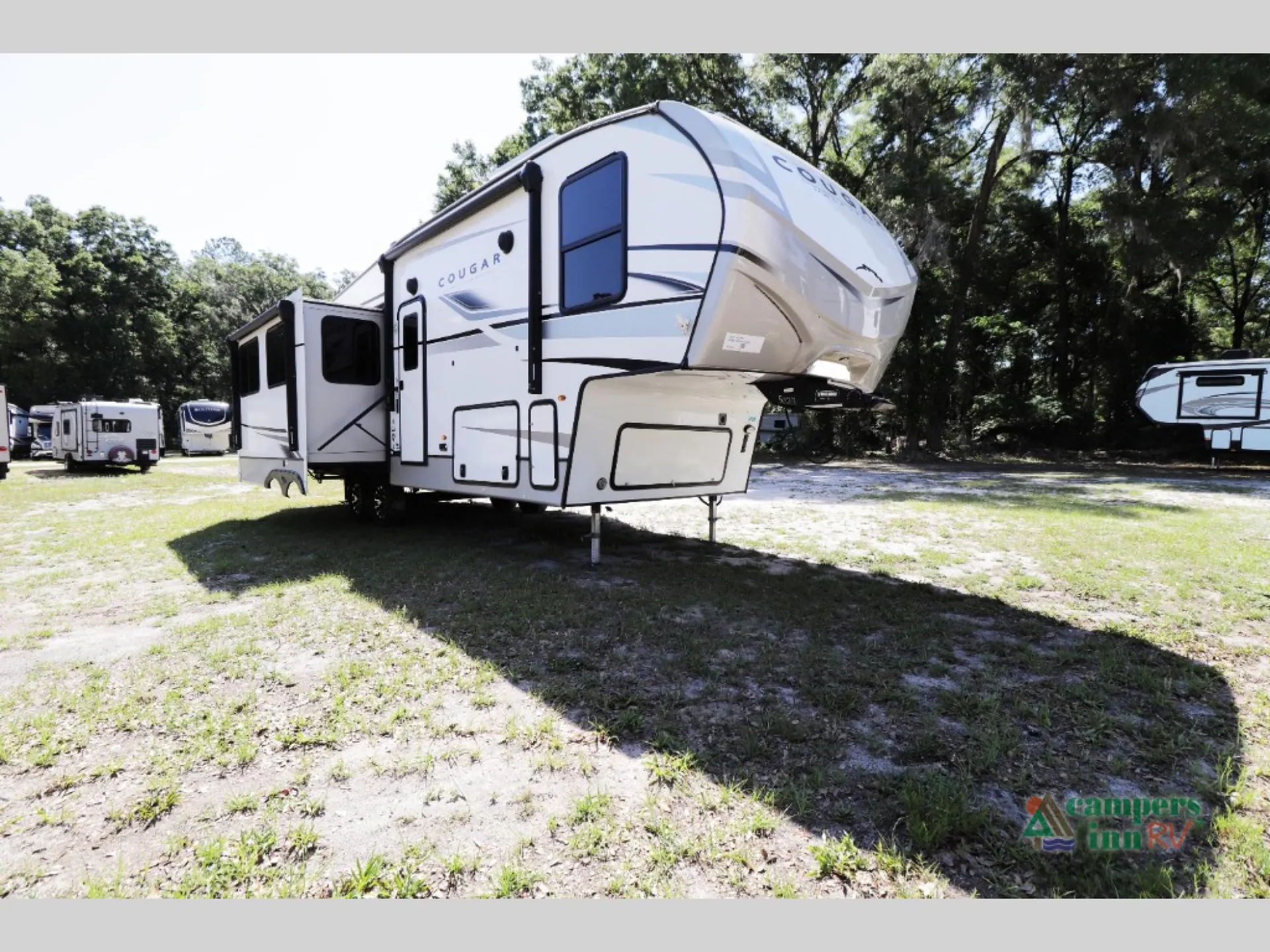 2024 Keystone Cougar Half-Ton 29RLISE - Photo 2