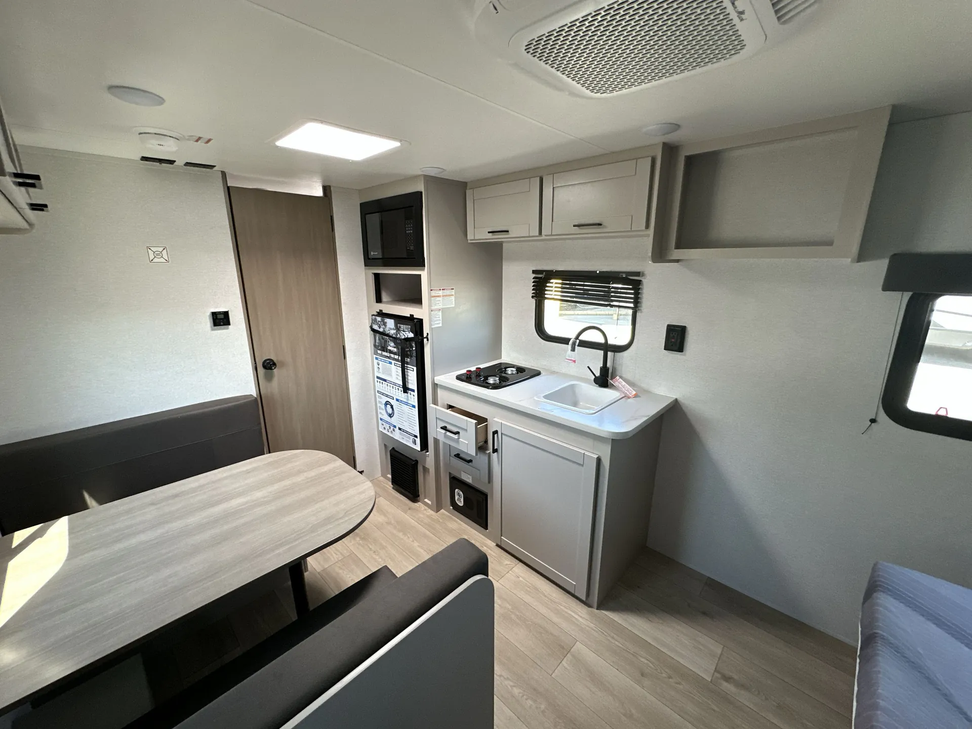 2027 Jayco Jay Flight Sport Edition 170FQ — living area main
