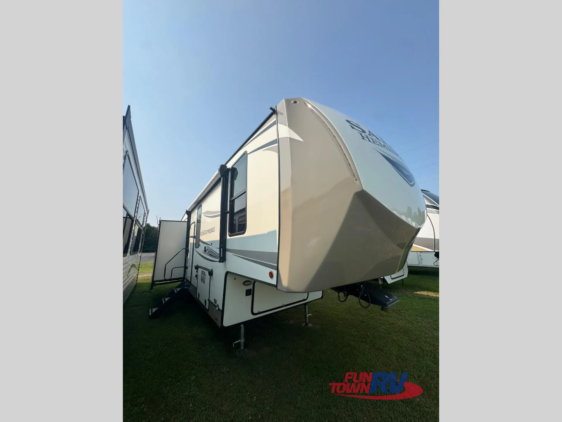 2021 Forest River Salem Hemisphere 286RL - Photo 2