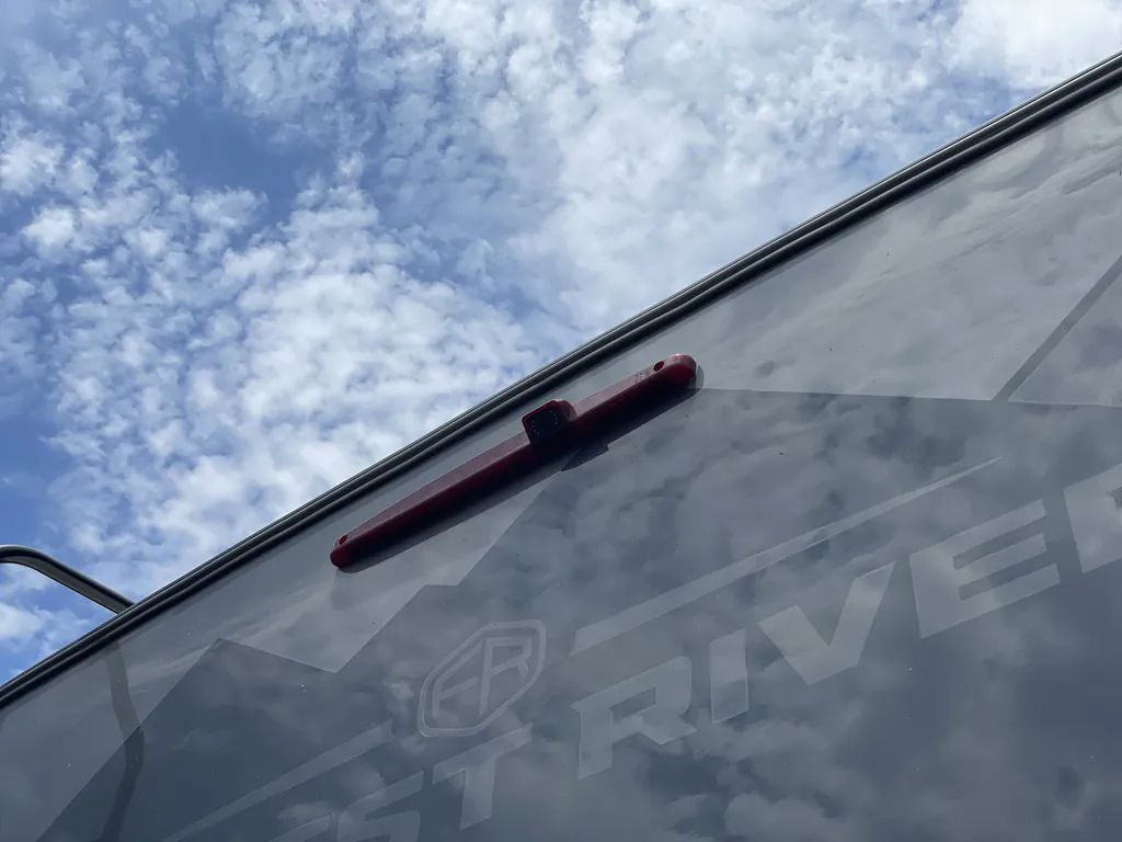 2027 East to West Entrada 2950OK, Photos photo 10