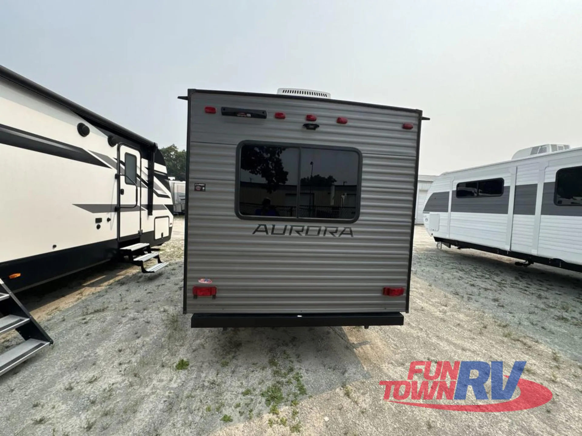 2024 Forest River Aurora Light 15RDX — Photo 7