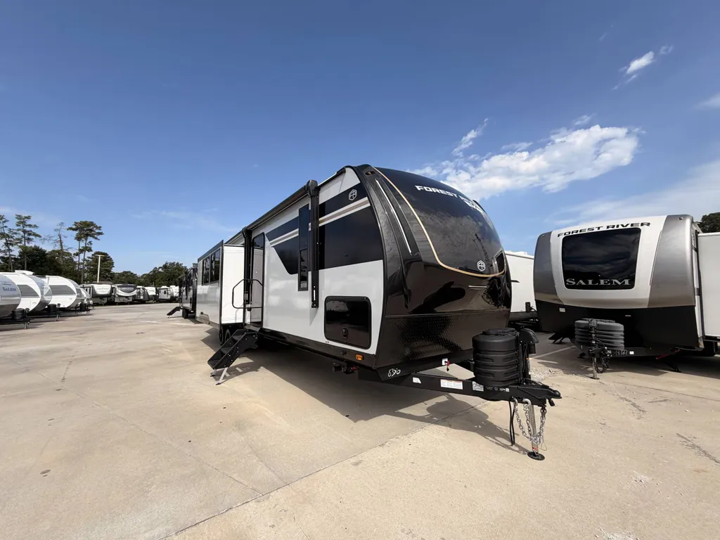 2027 Forest River Vibe 3400BH, Photos photo 4