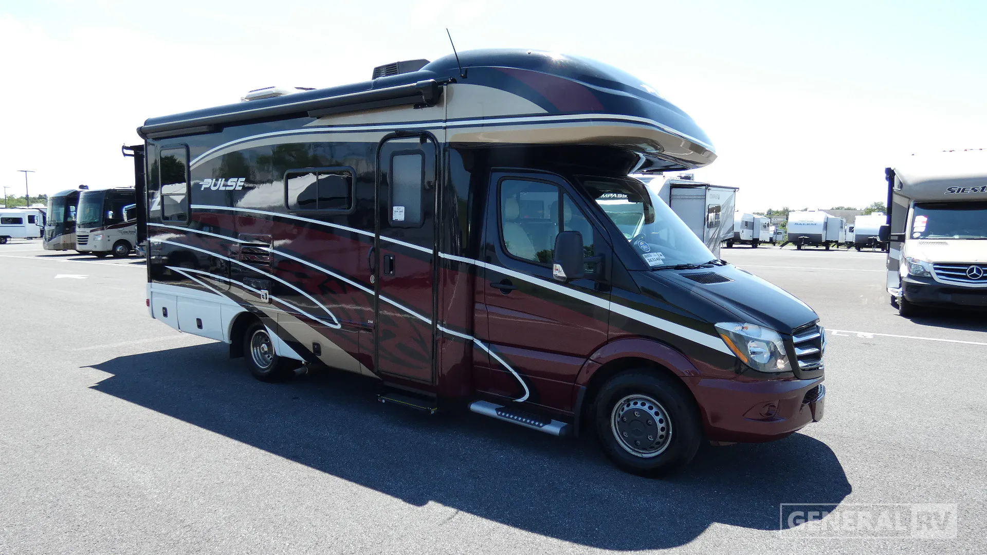 2019 Fleetwood Pulse 24A - Photo 2