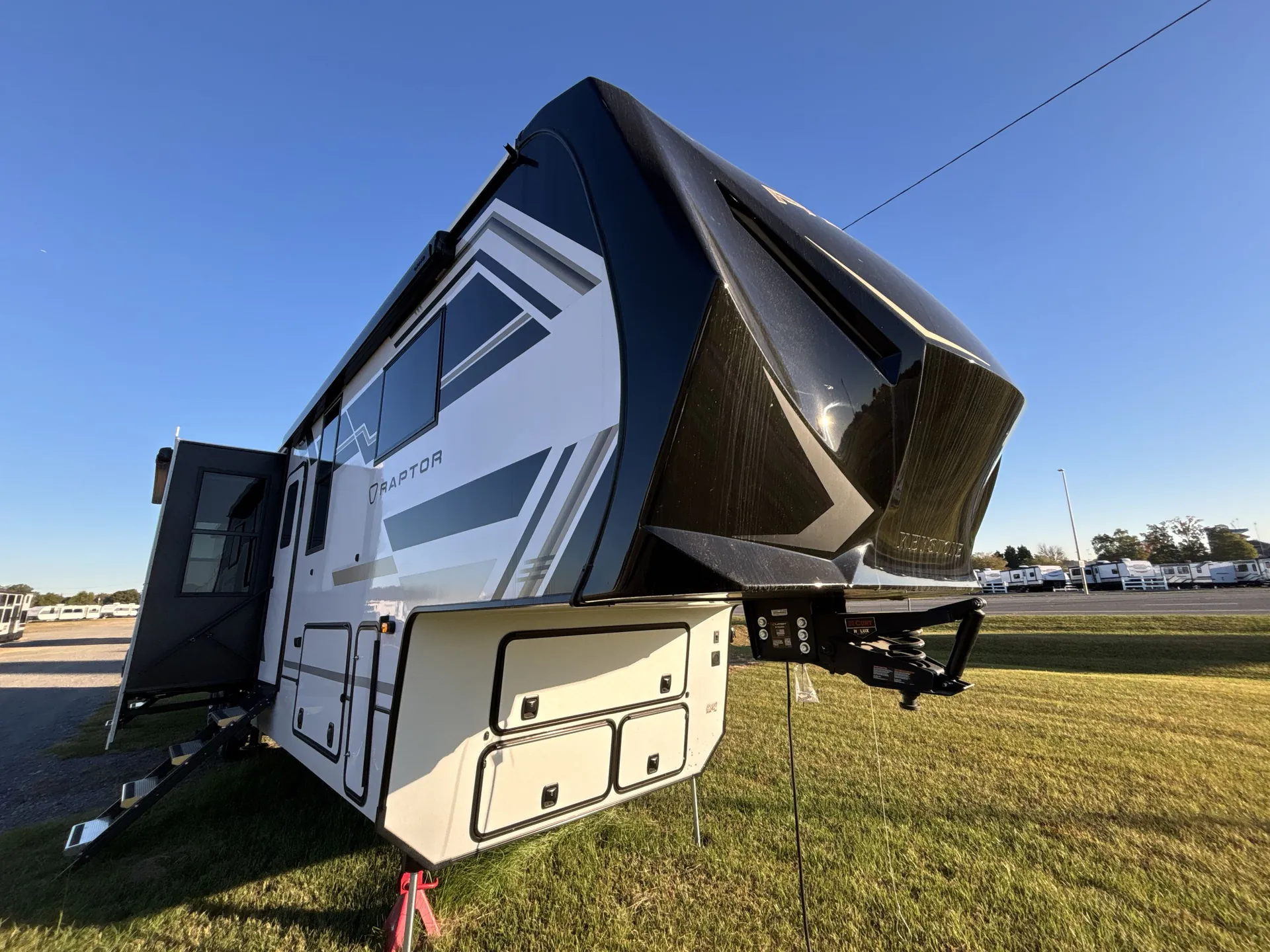 2026 Keystone Raptor 415