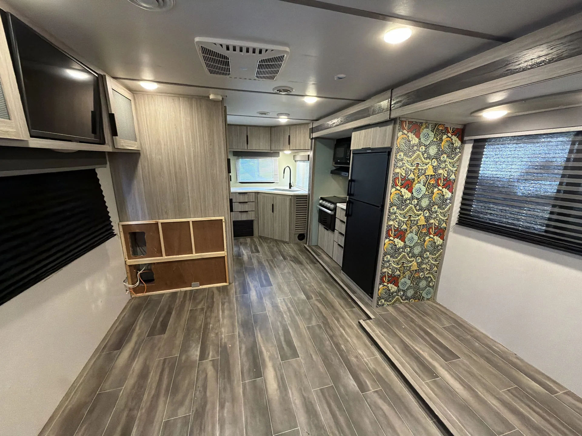 2022 Keystone Passport 229RKWE — living area main