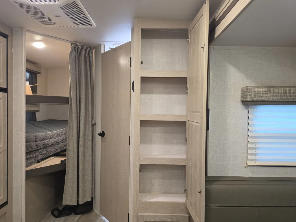 2021 Forest River Flagstaff Micro Lite 25BRDS, Photos photo 12