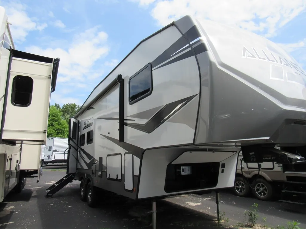 2023 Alliance RV Avenue 26RD - Photo 4