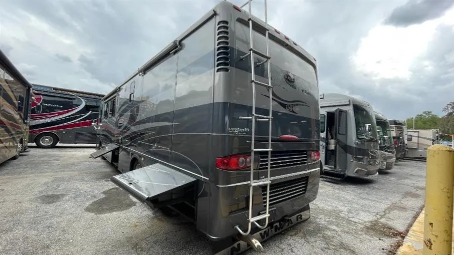 2005 Newmar Kountry Star 3910 - Photo 4