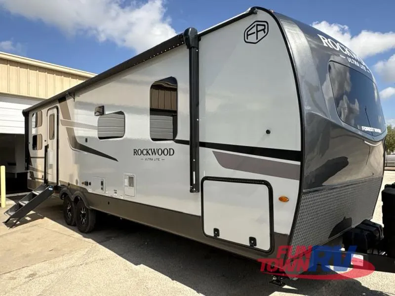 2026 Forest River Rockwood Ultra Lite 2706BH - Photo 2