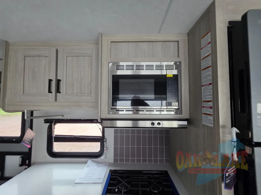 2026 Coachmen Catalina Legacy Edition 273DBHCK, Photos photo 6