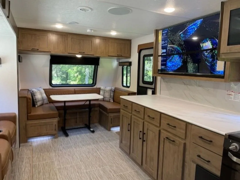 2024 Coachmen Freedom Express Ultra Lite - Photo 4