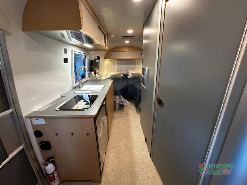 2026 Airstream World Traveler 22RB - Photo 2