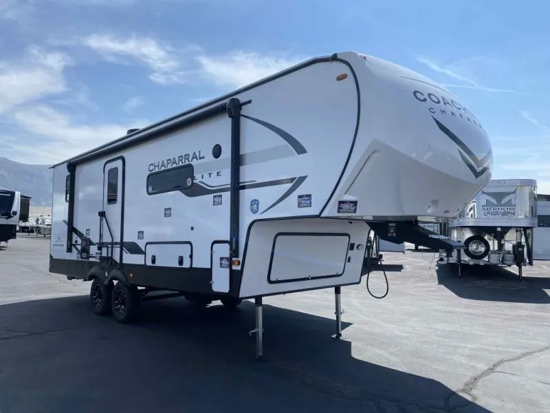 2026 Coachmen Chaparral Lite 218SE - Photo 2