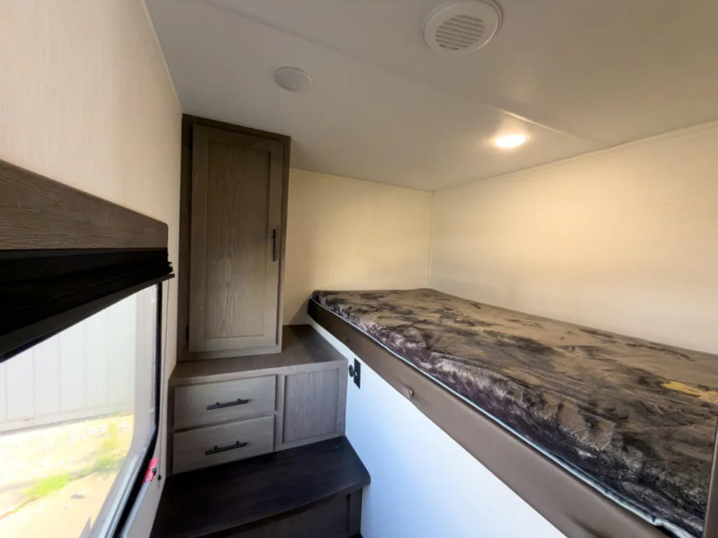2026 Forest River Cherokee Alpha Wolf 29DCB, Photos photo 19