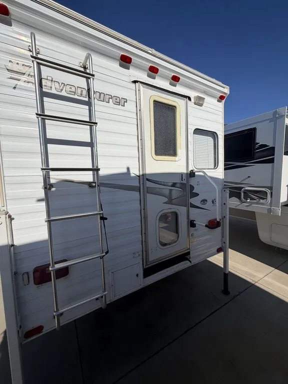 2007 ADVENTURE 85WS - Photo 4