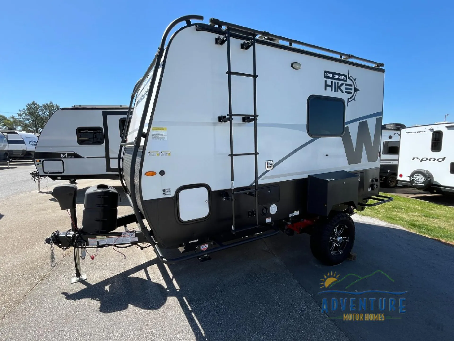 2023 Winnebago Hike 100 H1316MB - Photo 3