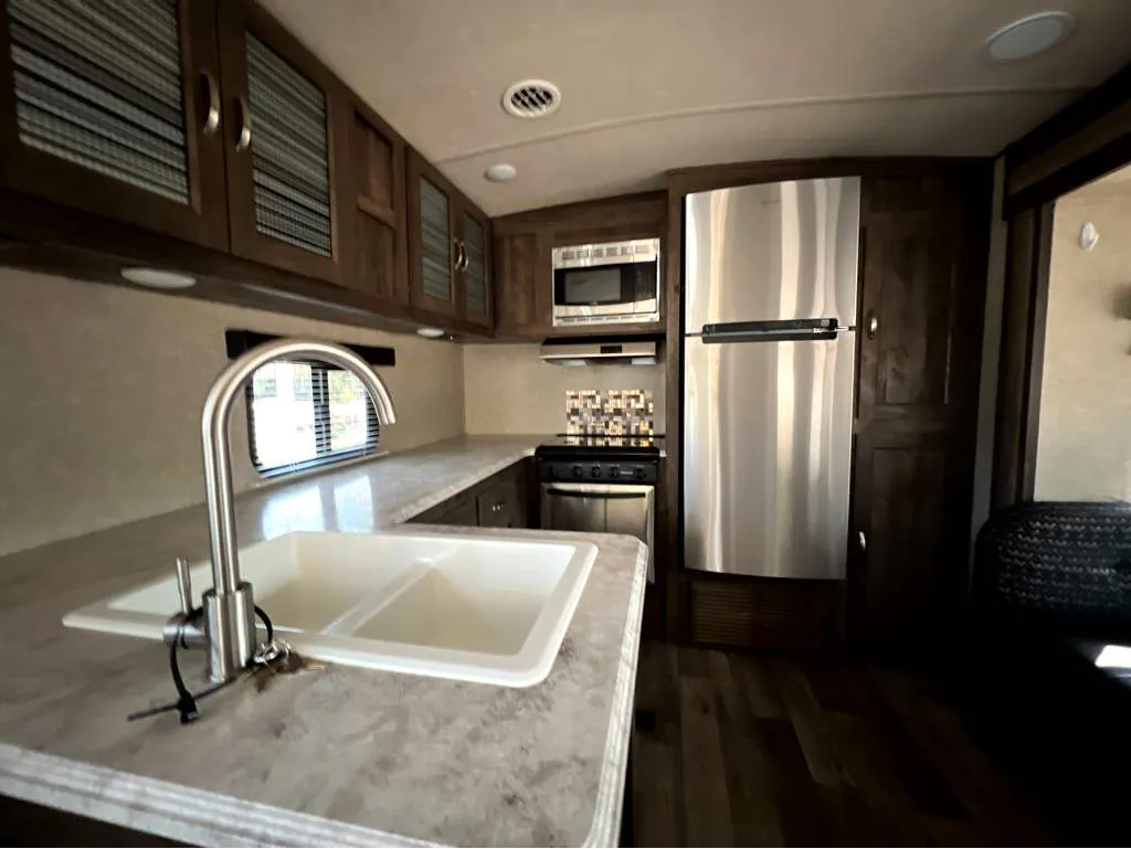 2019 Forest River Vibe 268RKS, Photos photo 12