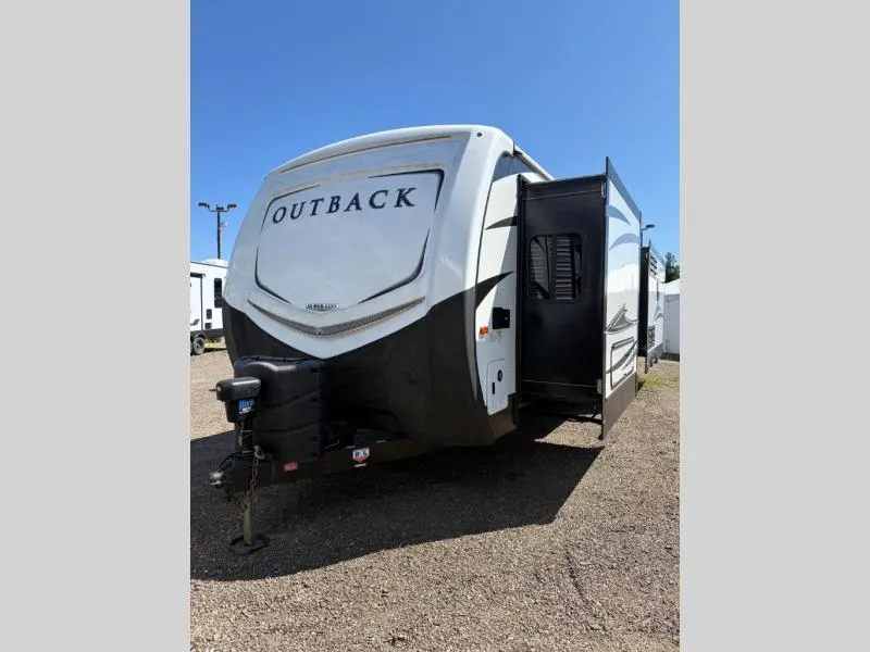 2018 Keystone Outback 330RL - Photo 4