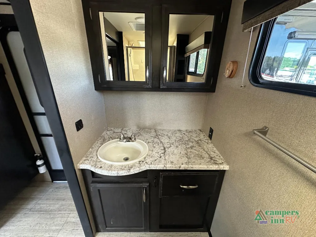 2018 Grand Design Imagine 2600RB, Photos photo 27