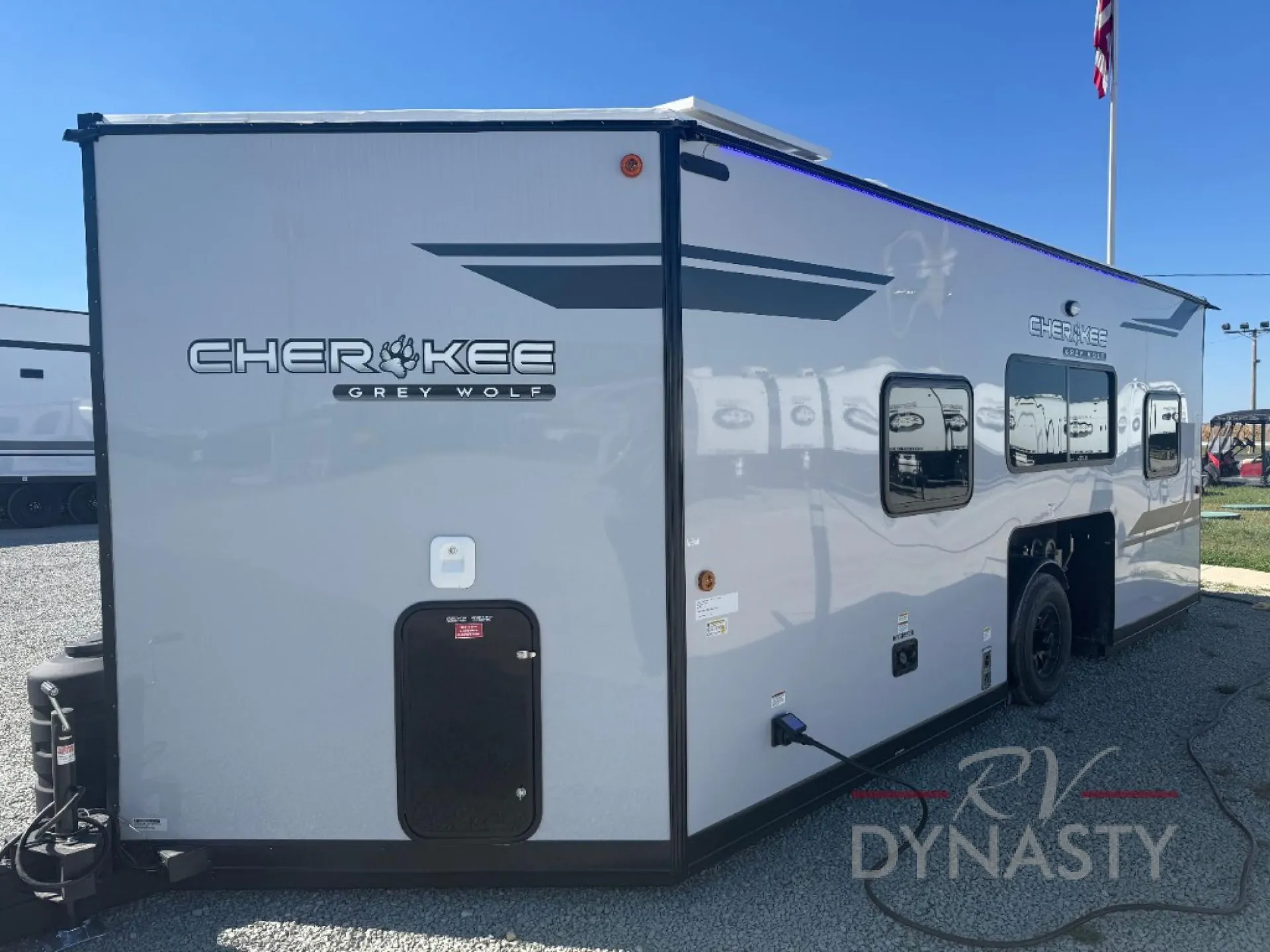 2026 Forest River Cherokee Grey Wolf 17MP - Photo 3