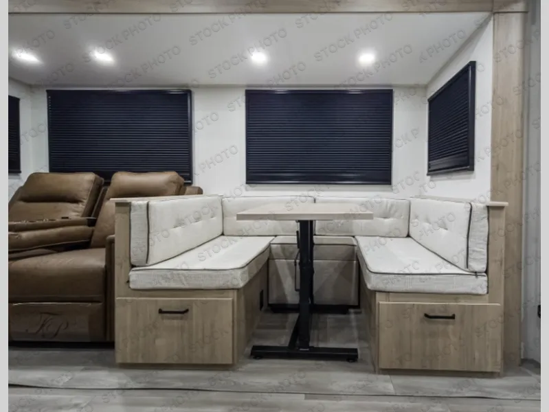 2027 Grand Design Imagine 2800BH - Photo 4