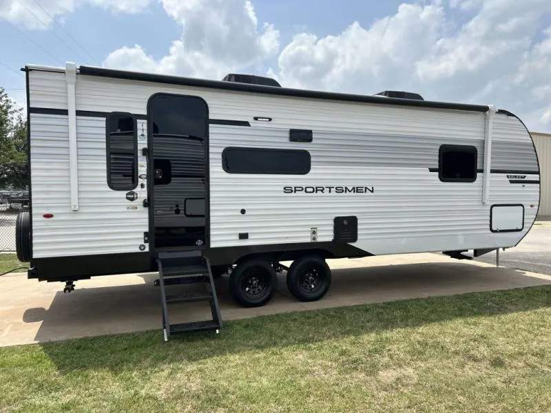 2026 KZ Sportsmen Select 231MK - Photo 3