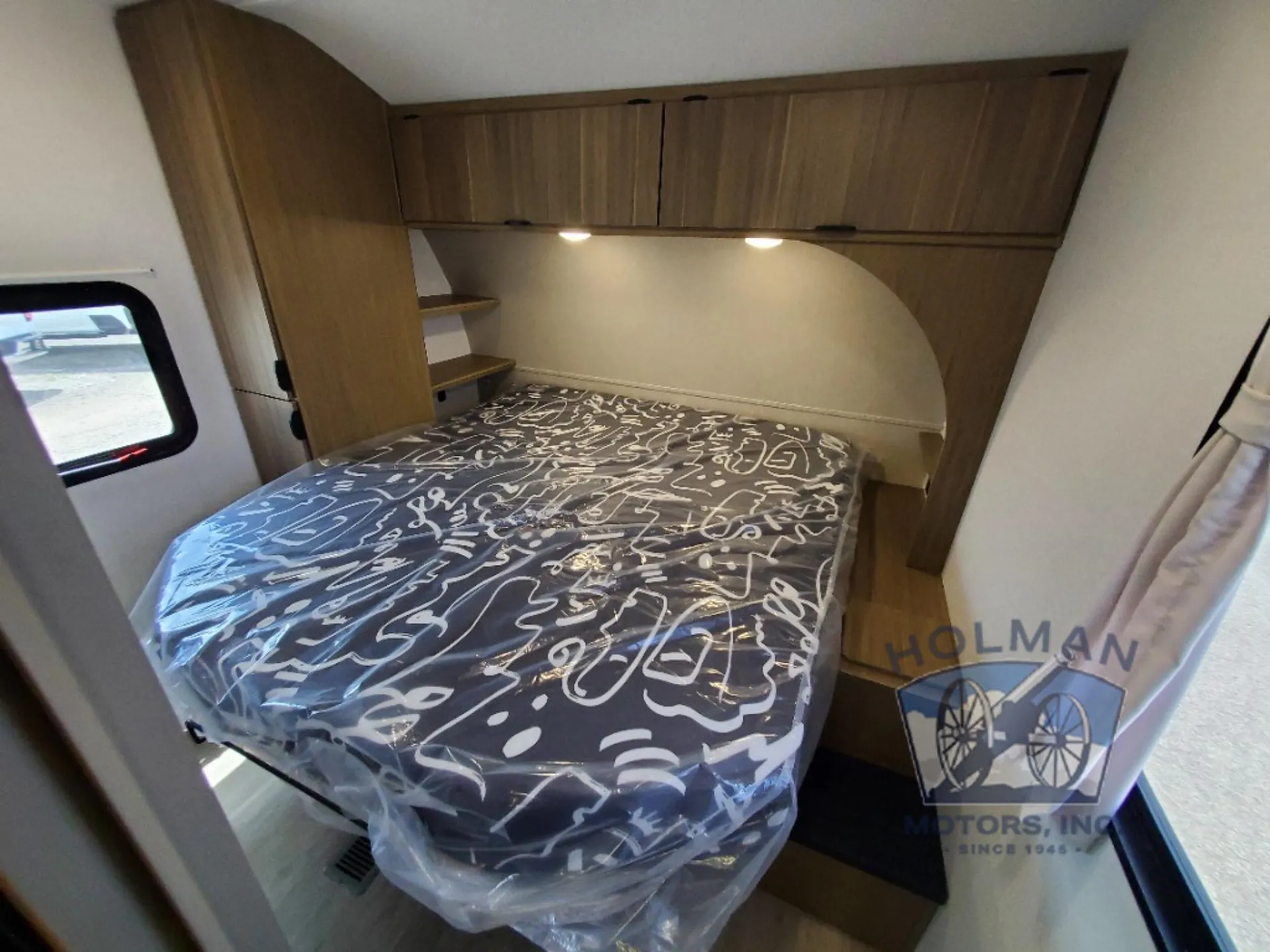 2026 Forest River Wildwood 32BHDS — Photo 6