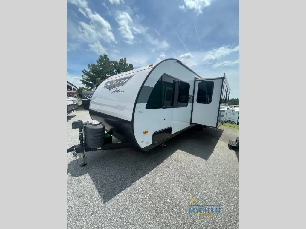 2024 Forest River RV Wildwood X-Lite 273QBXL - Photo 4