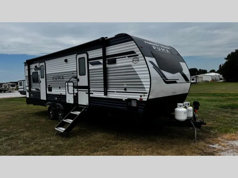 2025 Palomino Puma 26FKDS - Photo 2