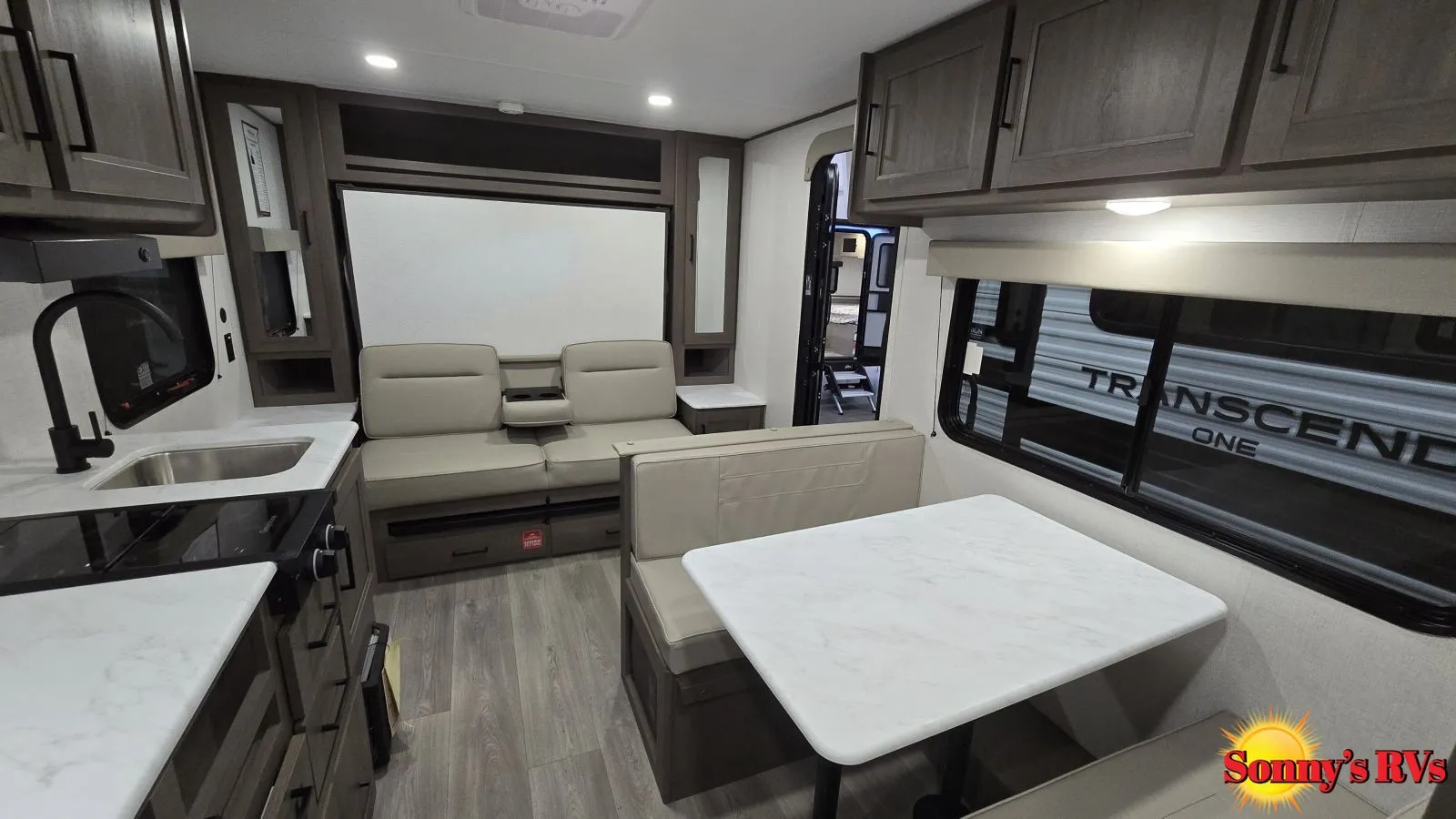 2026 Grand Design Transcend One 151RB - Photo 4